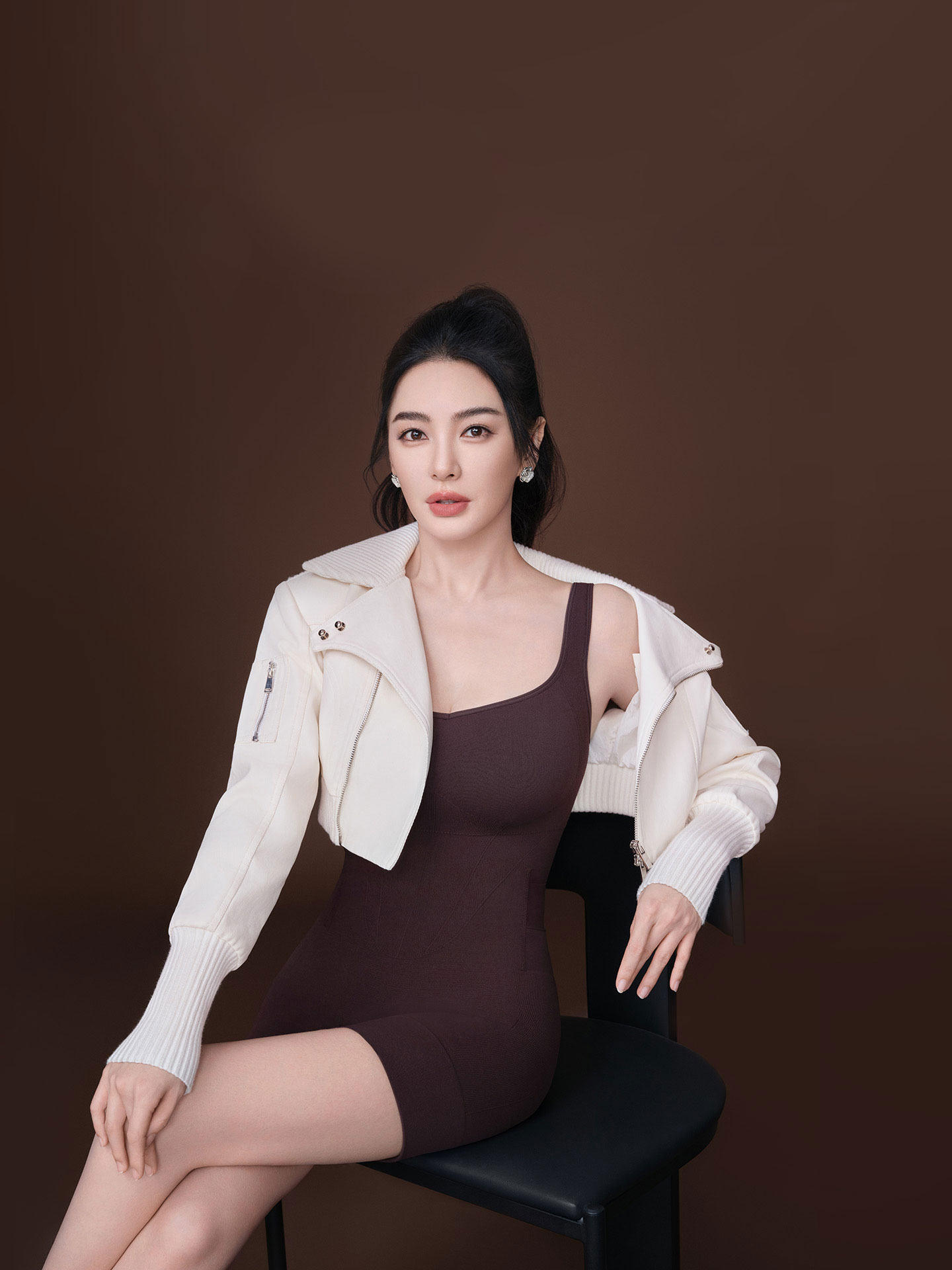 2025 New Curve-Enhancing Black Shapewear Bodysuit for Women, Tummy Control, Body Shaping, and Figure Enhancement